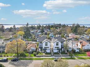 3239 61st Avenue SW, Seattle WA 98116
