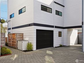 3239 61st Avenue SW, Seattle WA 98116
