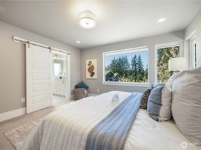 10015 131st Place NE, Kirkland WA 98033