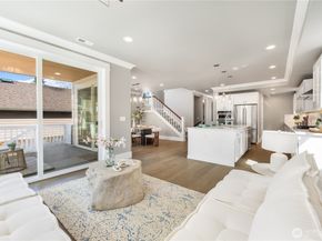 10015 131st Place NE, Kirkland WA 98033