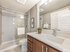 10015 131st Place NE, Kirkland WA 98033