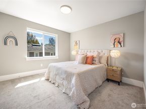 10015 131st Place NE, Kirkland WA 98033