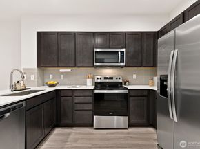 13117 3rd Avenue SE J2, Everett WA 98208