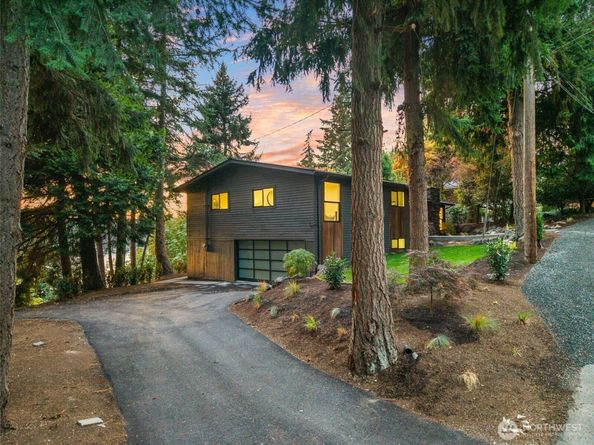 6123 110th Avenue SE, Bellevue WA 98006