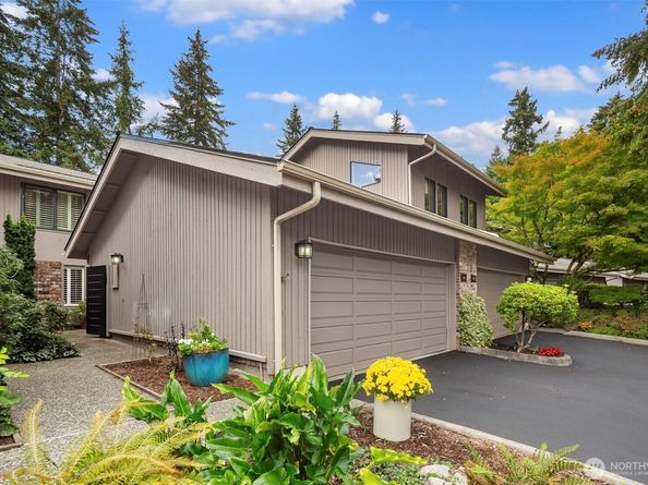 151 141st Place NE 110L, Bellevue WA 98007