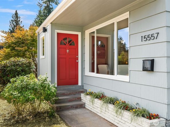 15557 10th Avenue NE, Shoreline WA 98155