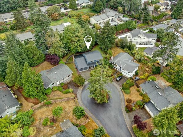1425 172nd Place NE, Bellevue WA 98008