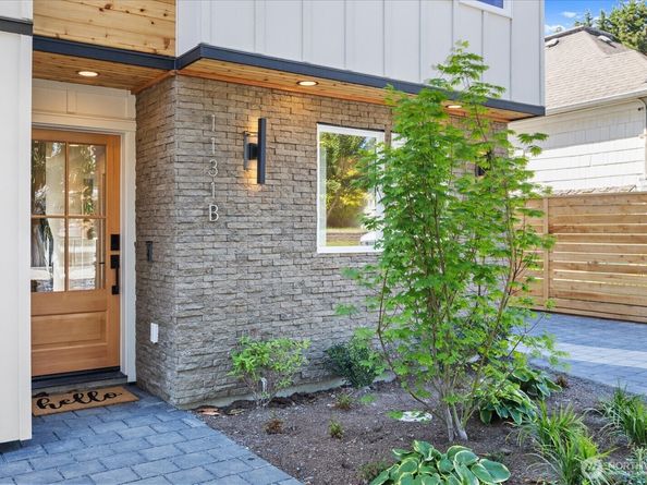 1131 B NW 60th Street, Seattle WA 98107