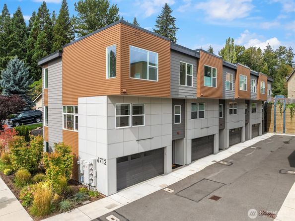 6712 NE 185th Street 1, Kenmore WA 98028