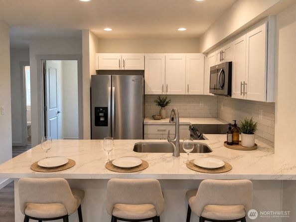 13243 Ambaum Boulevard SW C, Burien WA 98146