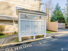 23916 NE 115th Lane 204, Redmond WA 98053