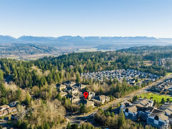 23916 NE 115th Lane 204, Redmond WA 98053