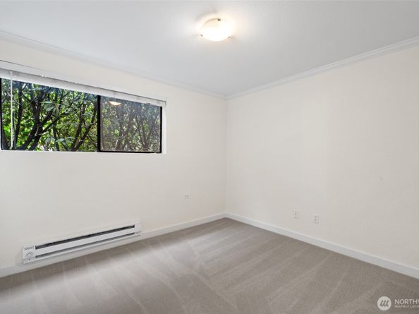 11801 100th Avenue NE A102, Kirkland WA 98034