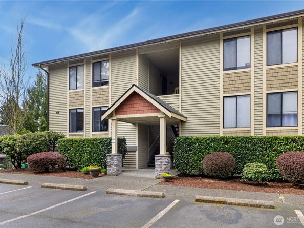 11801 100th Avenue NE A102, Kirkland WA 98034