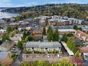 11801 100th Avenue NE A102, Kirkland WA 98034