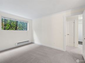 11801 100th Avenue NE A102, Kirkland WA 98034