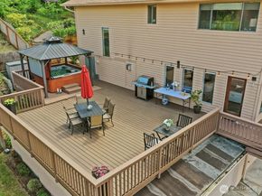2540 E Phinney Bay Place, Bremerton WA 98312