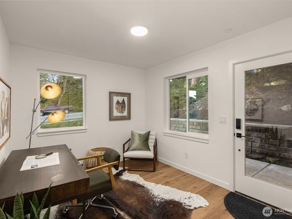 12705 NE 144th St F, Kirkland WA 98034