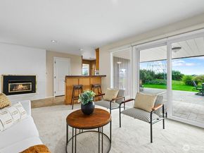1817 125th Avenue SE, Bellevue WA 98005