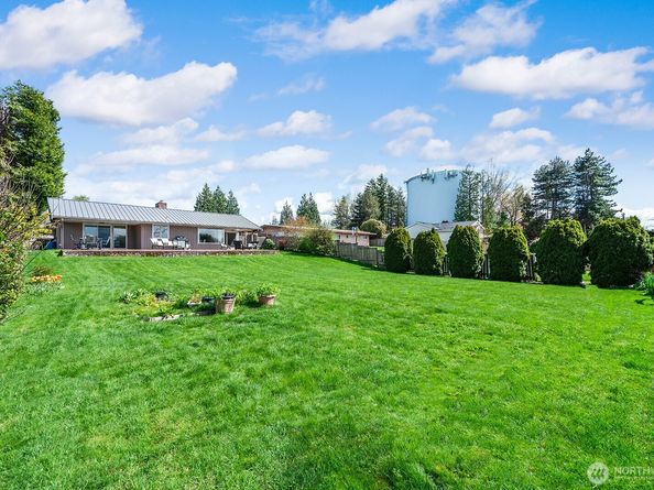 1817 125th Avenue SE, Bellevue WA 98005