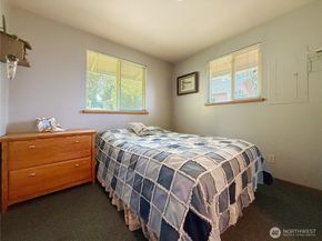 16 A Saratoga  (Including D-15) Drive, Hat Island WA 98206
