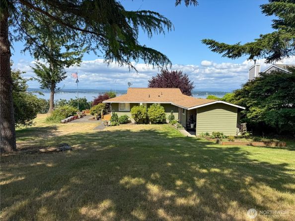 16 A Saratoga  (Including D-15) Drive, Hat Island WA 98206