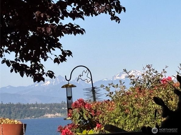 16 A Saratoga  (Including D-15) Drive, Hat Island WA 98206