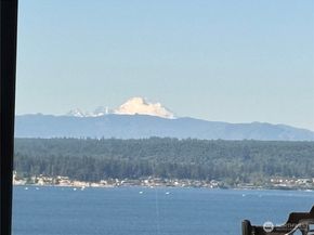 16 A Saratoga  (Including D-15) Drive, Hat Island WA 98206