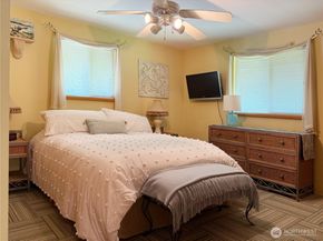 16 A Saratoga  (Including D-15) Drive, Hat Island WA 98206