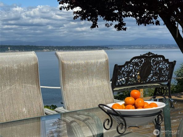 16 A Saratoga  (Including D-15) Drive, Hat Island WA 98206
