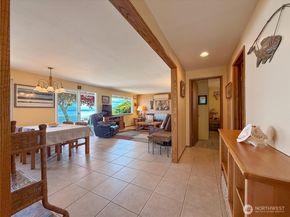 16 A Saratoga  (Including D-15) Drive, Hat Island WA 98206