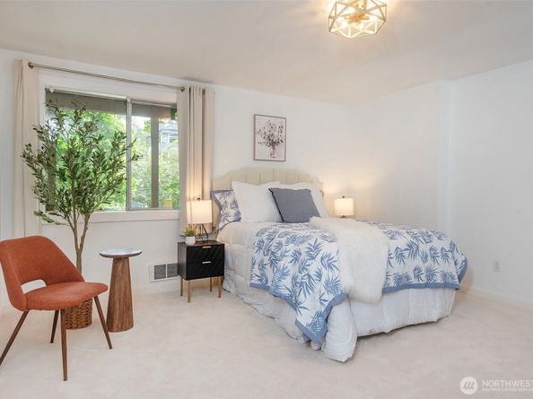 301 W Raye Street 105, Seattle WA 98119