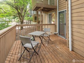 301 W Raye Street 105, Seattle WA 98119
