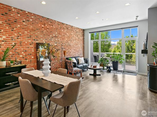 17 W Mercer Street 302, Seattle WA 98119