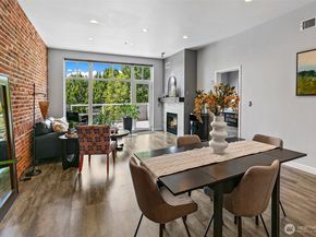 17 W Mercer Street 302, Seattle WA 98119