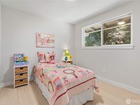 4426 NE 17th Street, Renton WA 98059