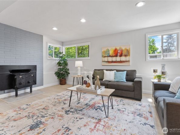 4426 NE 17th Street, Renton WA 98059