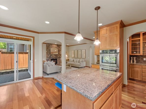 4105 215th Street SE, Bothell WA 98021