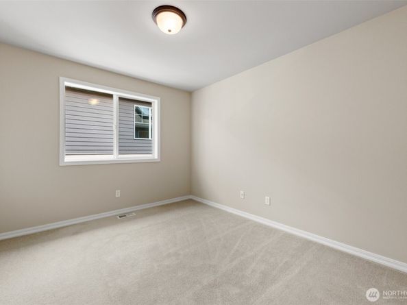 4105 215th Street SE, Bothell WA 98021