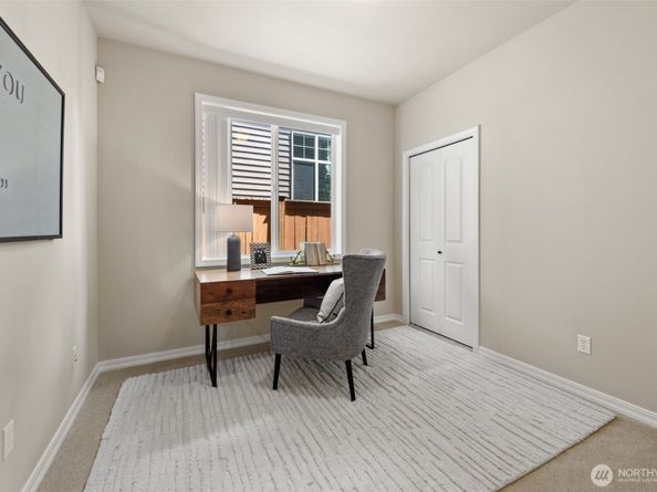 4105 215th Street SE, Bothell WA 98021