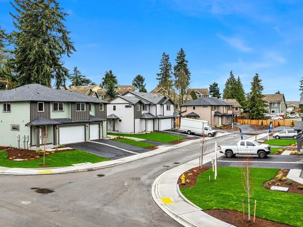 1240 SW 124th Street 10A, Burien WA 98146