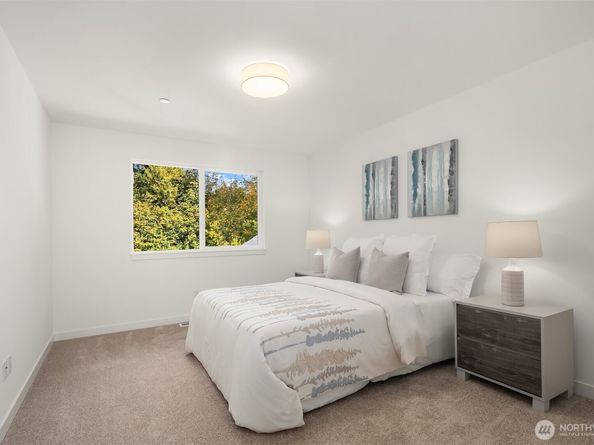 1240 SW 124th Street 10A, Burien WA 98146
