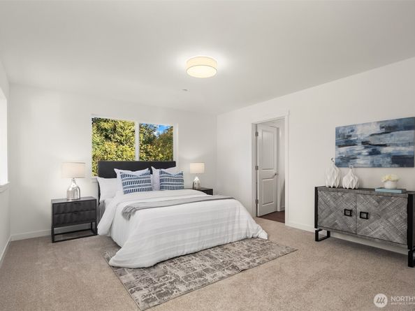 1240 SW 124th Street 10A, Burien WA 98146