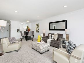 2001 Westlake Avenue N 35, Seattle WA 98109