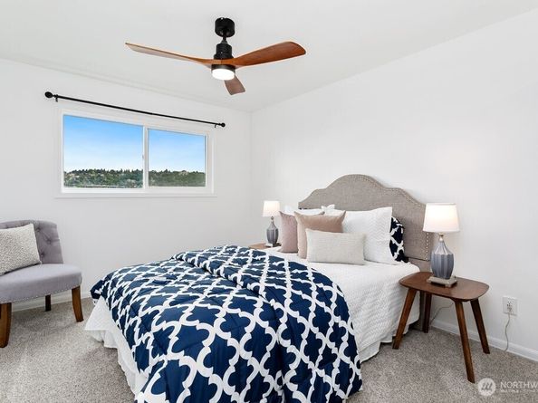 2001 Westlake Avenue N 35, Seattle WA 98109