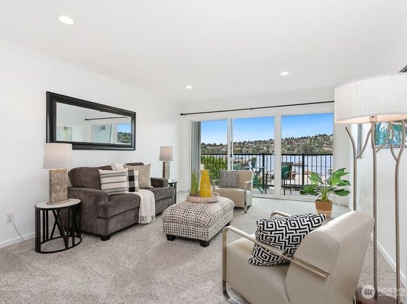 2001 Westlake Avenue N 35, Seattle WA 98109