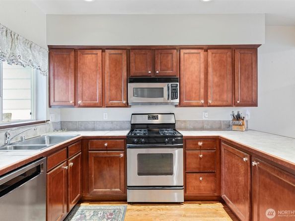 3806 209th Place SW, Lynnwood WA 98036