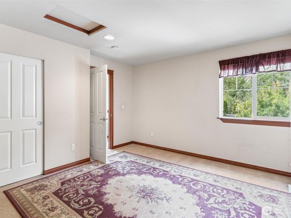 3806 209th Place SW, Lynnwood WA 98036