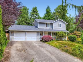 9806 6th Place SE, Lake Stevens WA 98258