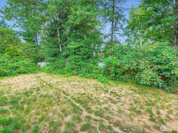 9806 6th Place SE, Lake Stevens WA 98258